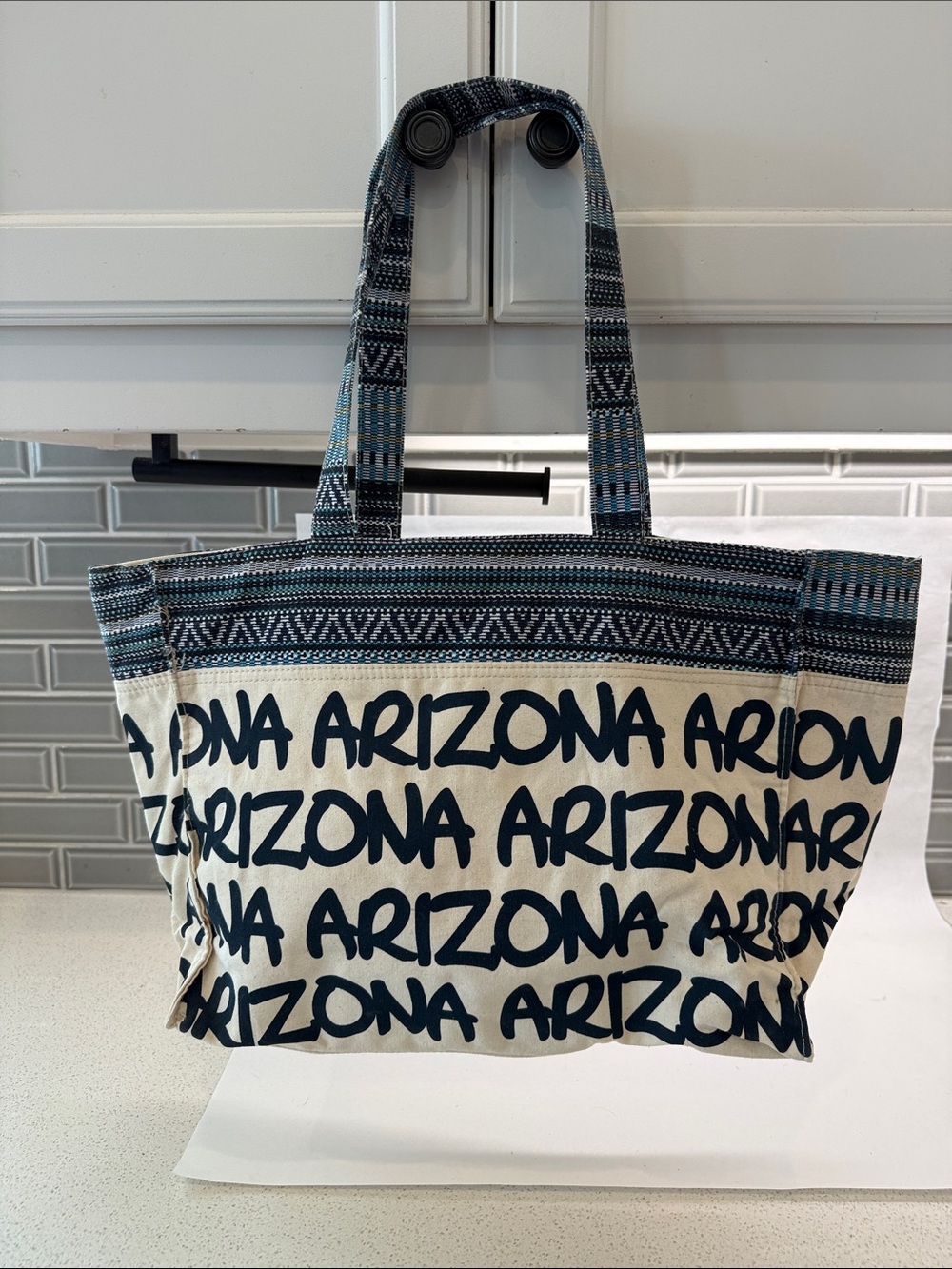 Robin Ruth Canvas Arizona Script Tote - Navy & Cream - Picture 2 of 8